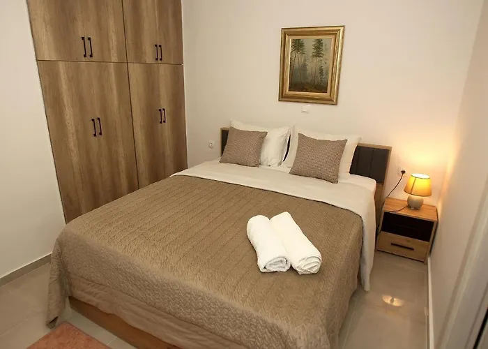 Central Luxury Flat 2